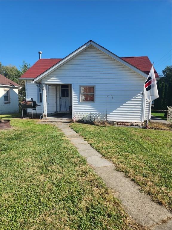 235 Kay St, Wampum, PA 16157 - photo 4