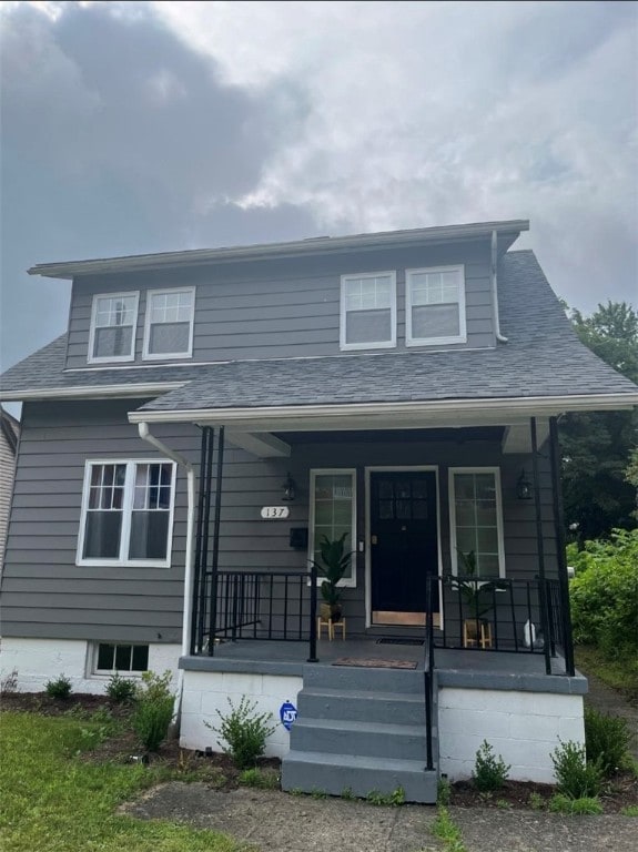 view of front of house featuring covered porch