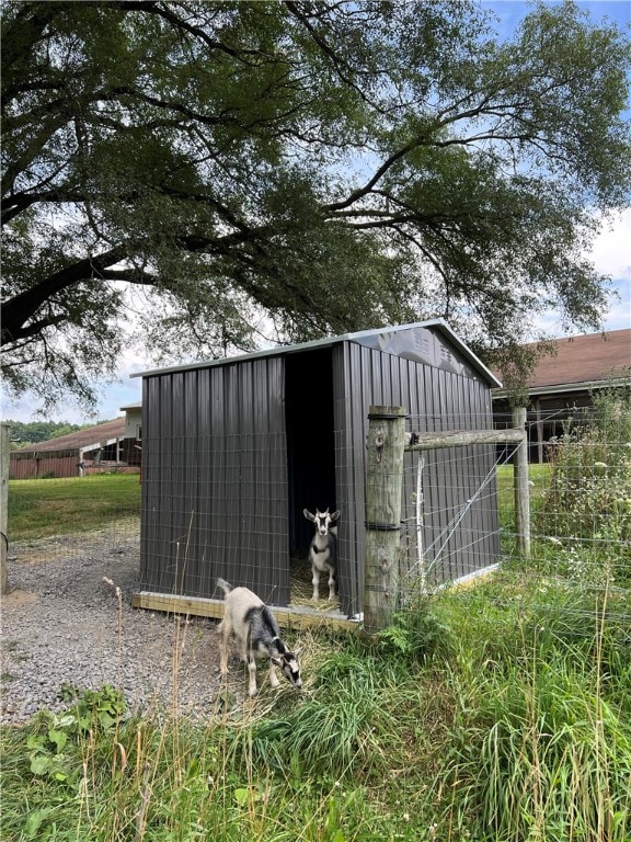 view of outdoor structure