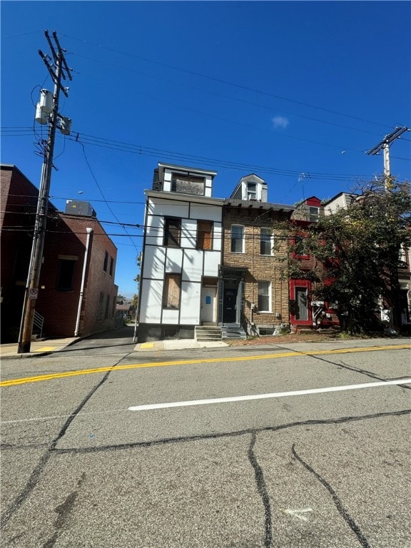 view of building exterior