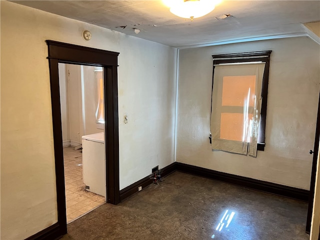 spare room featuring washer / clothes dryer