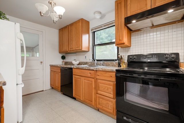 kitchen with backsplash, sink, black appliances, pendant lighting, and an inviting chandelier