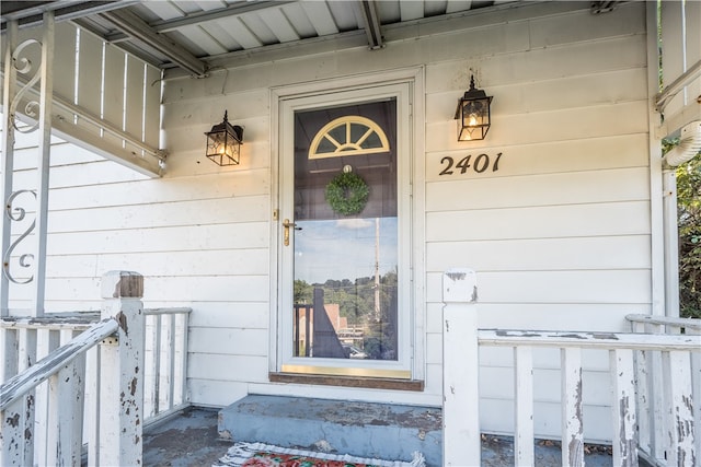 view of property entrance