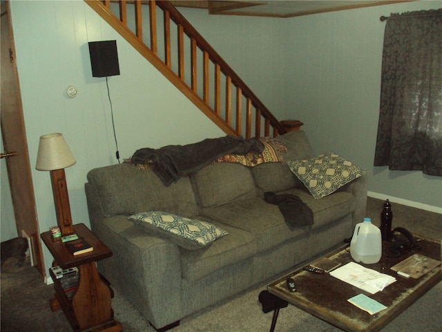 living room with carpet