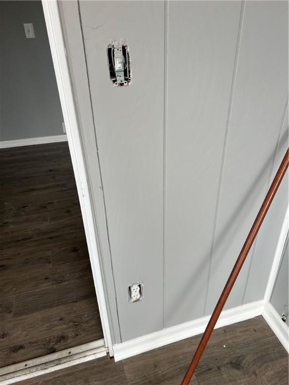 room details featuring hardwood / wood-style flooring