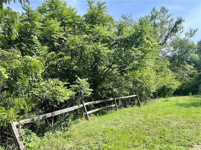 1611 Crawford Rd, North Fayette, PA 15126 - view of yard with a view of trees