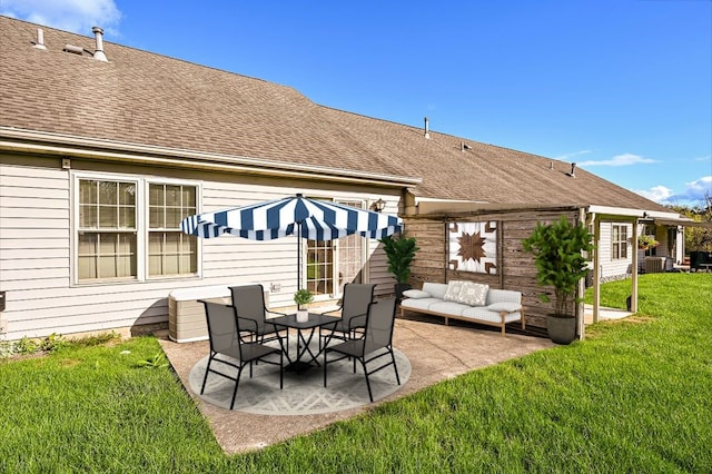 view of patio featuring an outdoor hangout area