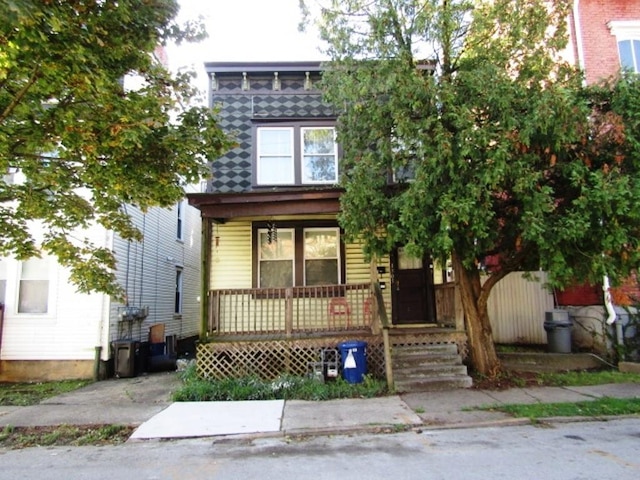 view of front of home with a porch