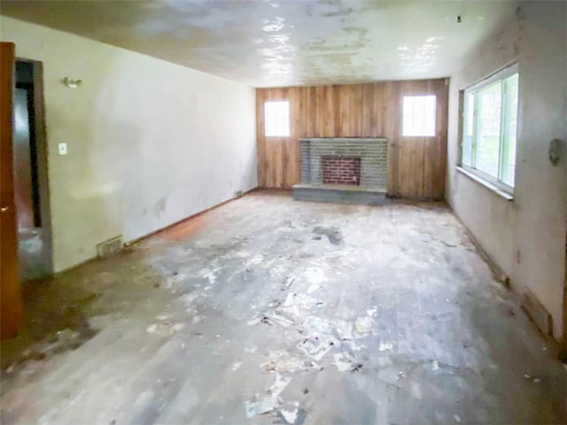 view of unfurnished living room