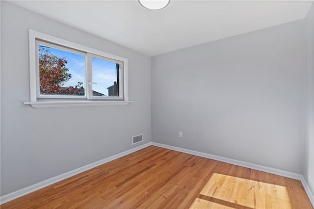 empty room featuring light hardwood / wood-style flooring