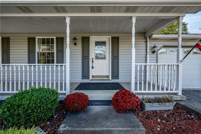 property entrance featuring covered porch