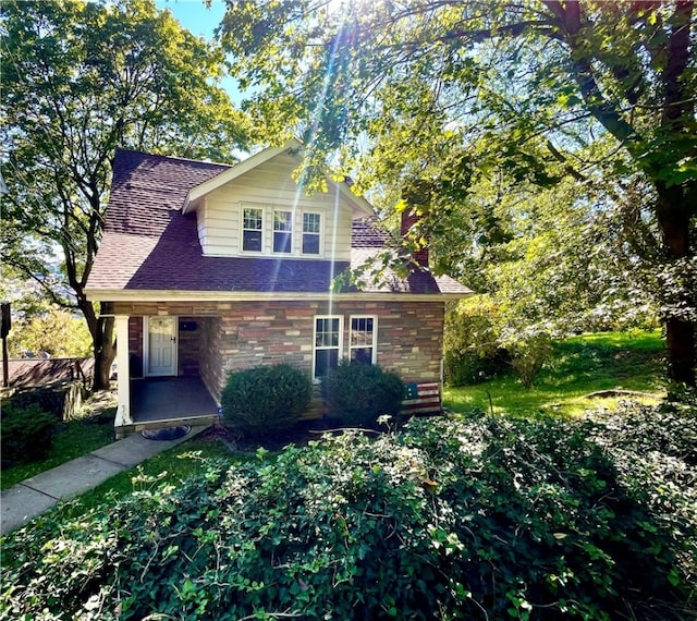 view of front of property