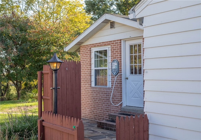 view of property entrance