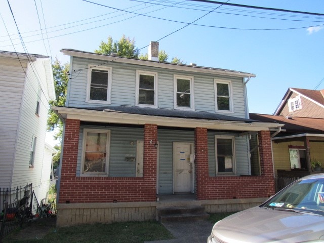 view of front of house with a porch