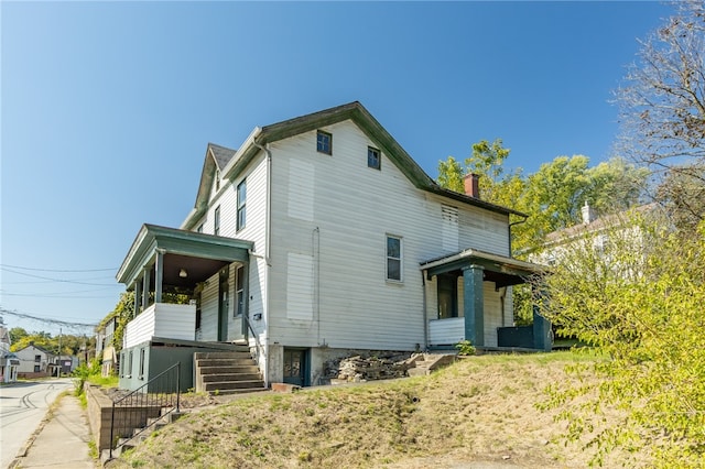 view of property exterior