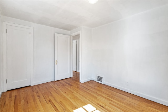 unfurnished bedroom with light hardwood / wood-style flooring