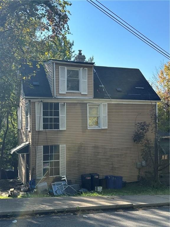 653 Tokay St, Homewood-Brushton, PA 15221 - photo 1