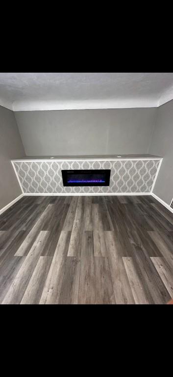 6405 Apple St, Lincoln-Larimer, PA 15206 - interior details featuring baseboards and wood finished floors