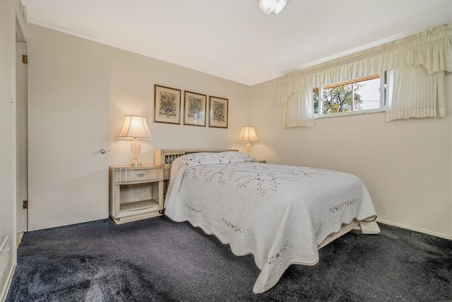 bedroom featuring carpet flooring