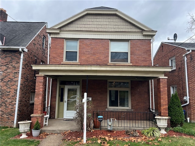 view of front of property featuring a porch