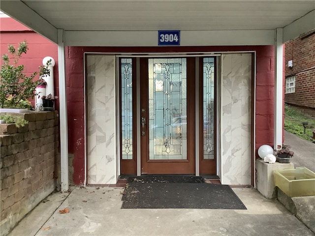 view of property entrance