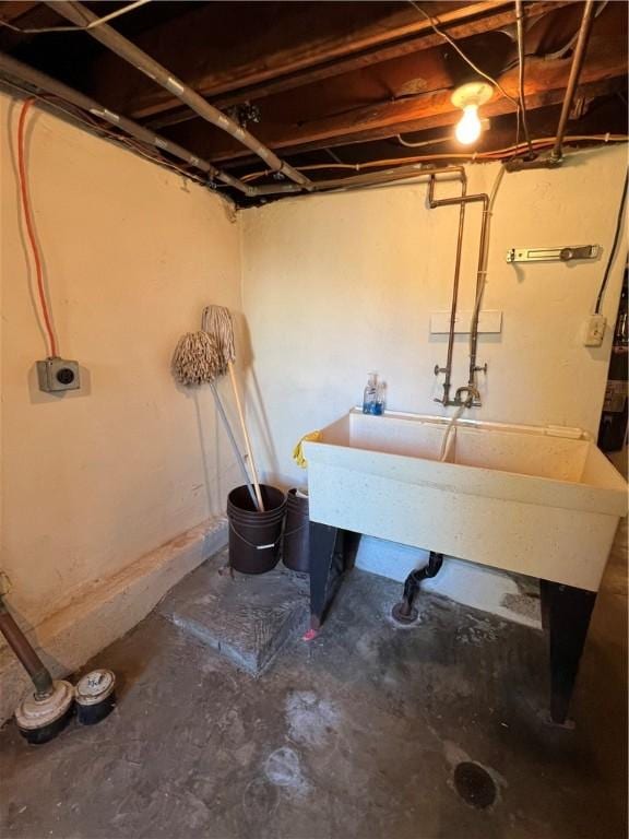 basement featuring sink