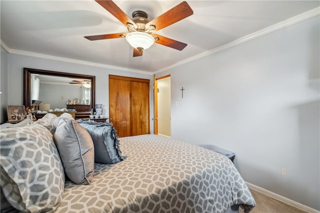 bedroom featuring a closet, ceiling fan, ornamental molding, and light colored carpet