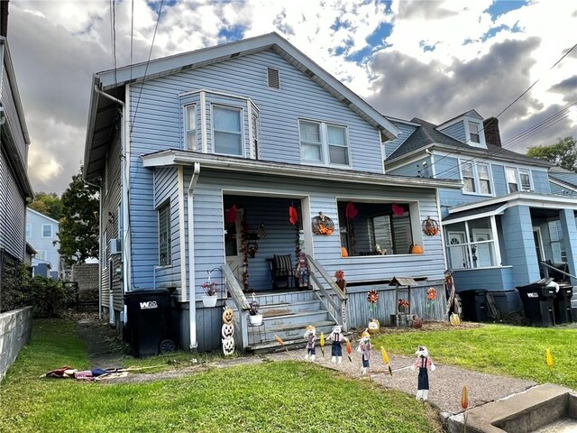 1229 Main St, Aliquippa, PA 15001 - view of front of property featuring a front lawn