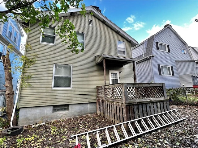 1229 Main St, Aliquippa, PA 15001 - rear view of house featuring a wooden deck
