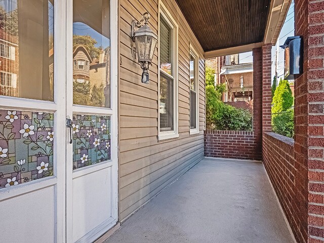 exterior space featuring a porch