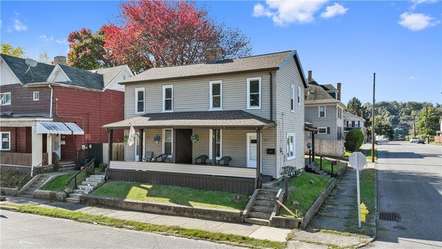 view of front of home featuring a porch