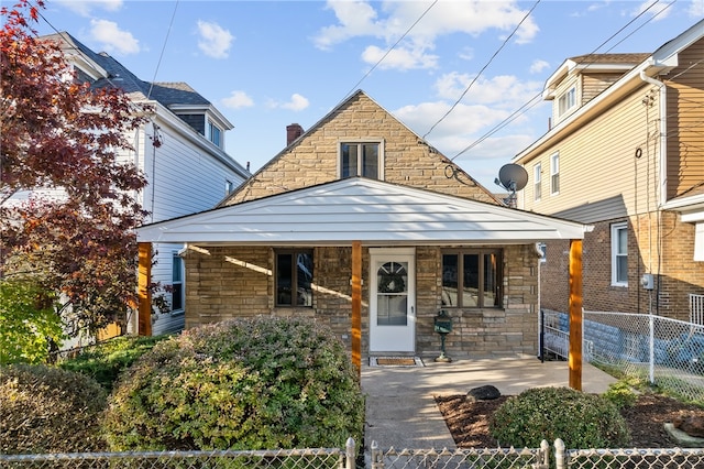 bungalow-style house with covered porch