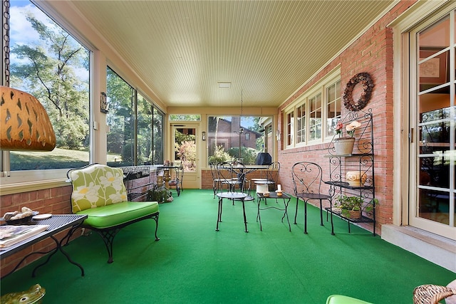 view of sunroom / solarium