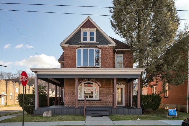 view of front of home with covered porch