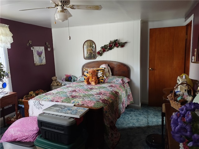 carpeted bedroom with ceiling fan