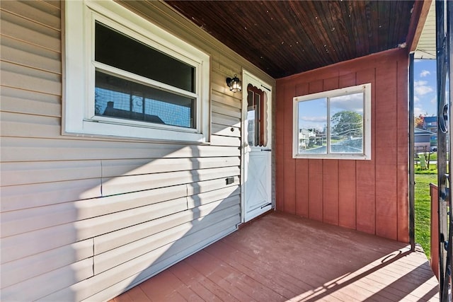 property entrance with a porch