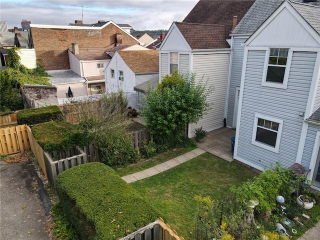 120 S 13th St, South Side, PA 15203 - view of yard featuring a fenced backyard