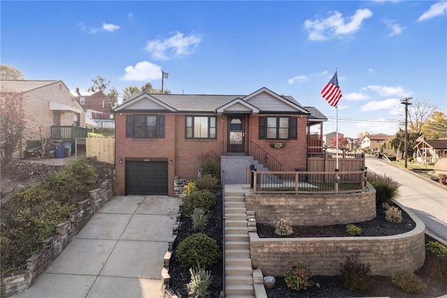 view of front of house with a garage