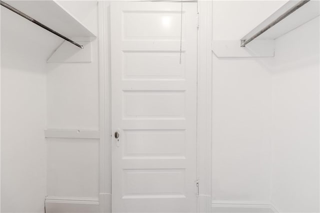 410 W Swissvale Ave, Edgewood, PA 15218 - view of walk in closet