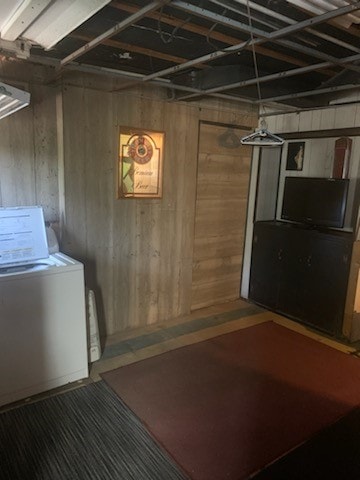 basement with washer / clothes dryer