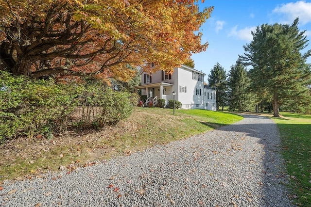 view of front of property with a front lawn