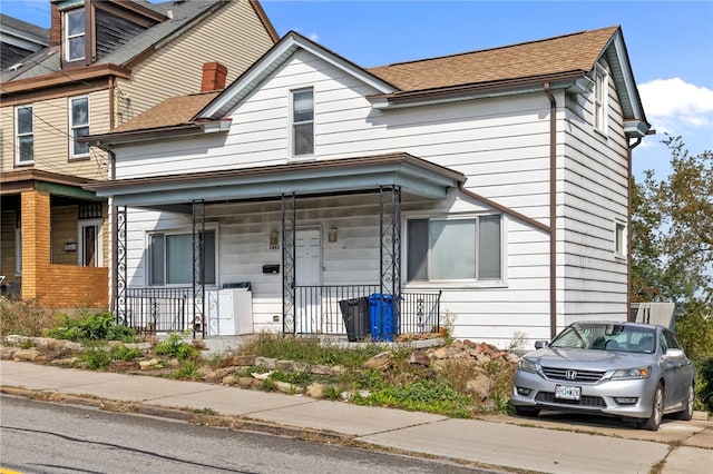 view of front facade with a porch