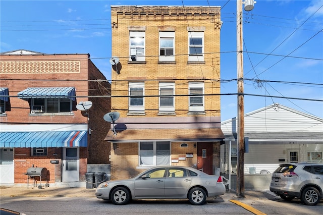 view of townhome / multi-family property