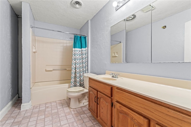 full bathroom featuring a textured ceiling, vanity, toilet, and shower / bath combo with shower curtain