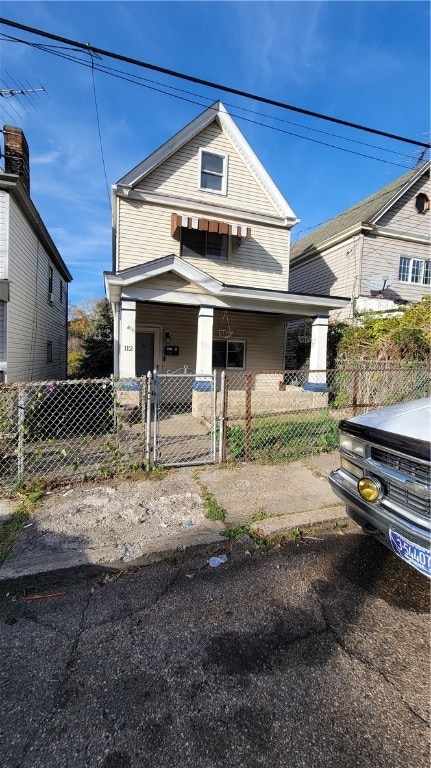 view of front of home