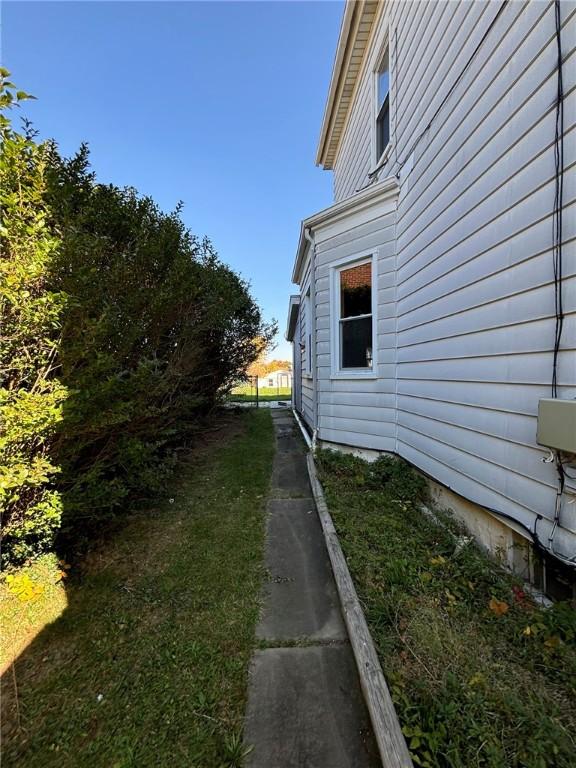 3141 Willett Rd, Brentwood, PA 15227 - photo 4