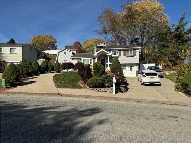 view of front of property