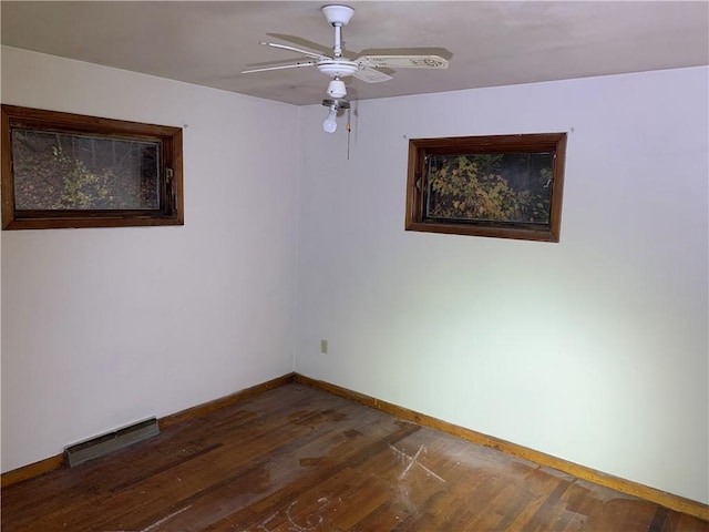 561 Williams Ave, Rochester Twp, PA 15074 - spare room with dark wood-type flooring and ceiling fan