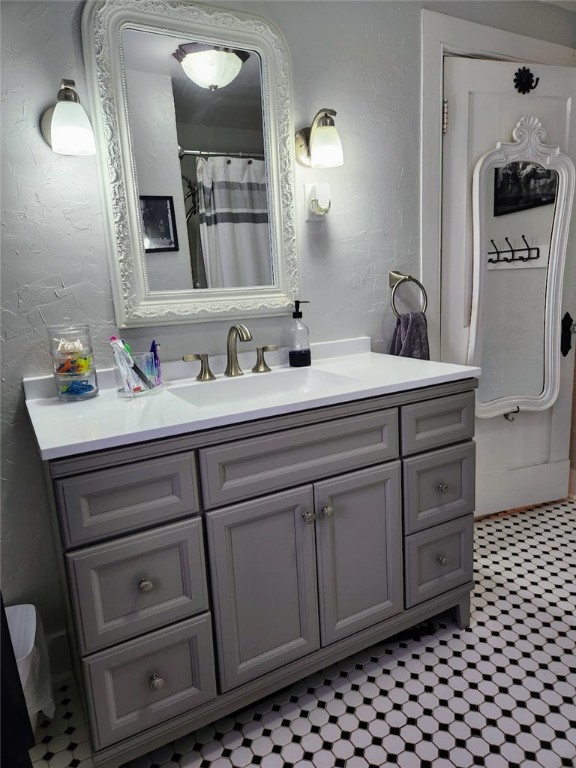 bathroom featuring vanity