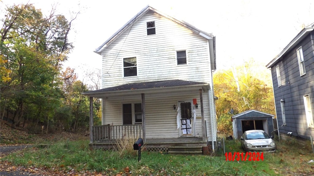 view of front of property with a porch